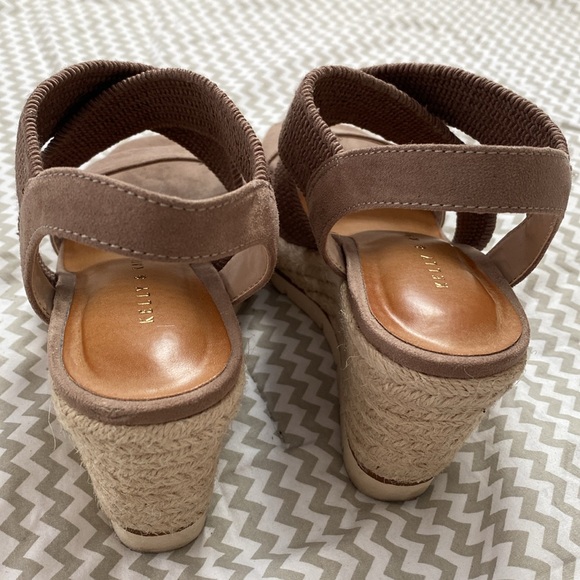 Kelly & Katie sandals - Picture 3 of 7